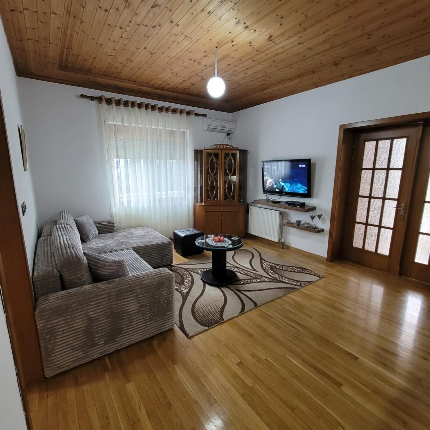 Jona Guest House Gjirokaster Ngoại thất bức ảnh